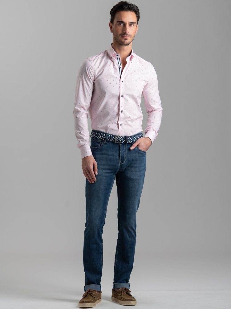 Vaqueros de 5 bolsillos para hombre en denim claro con detalles en contraste
