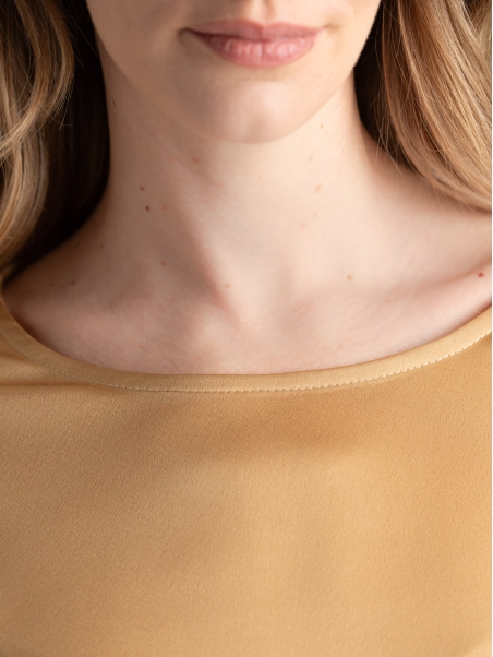 Blusa de mujer de manga larga en dos tejidos