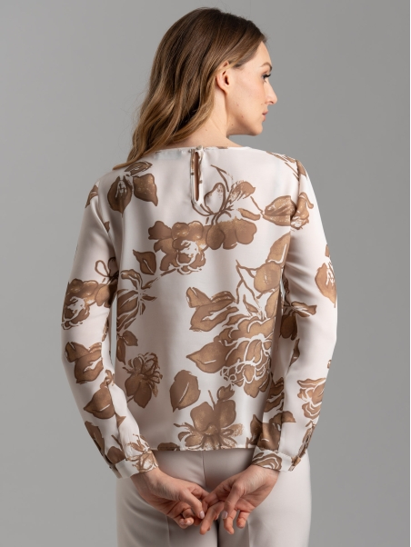 Camisa floral de mujer con bolsillo en el pecho y manga larga