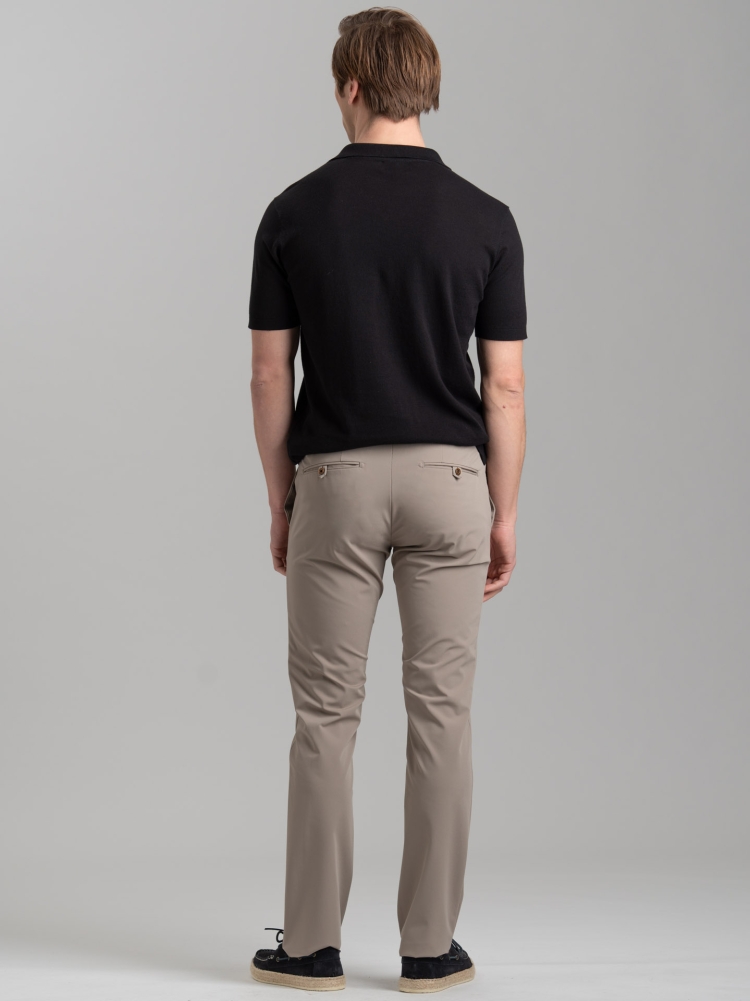 Polo de hombre con cuello Derby