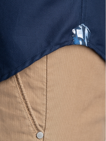 Camicia uomo blu armaturata con collo button down