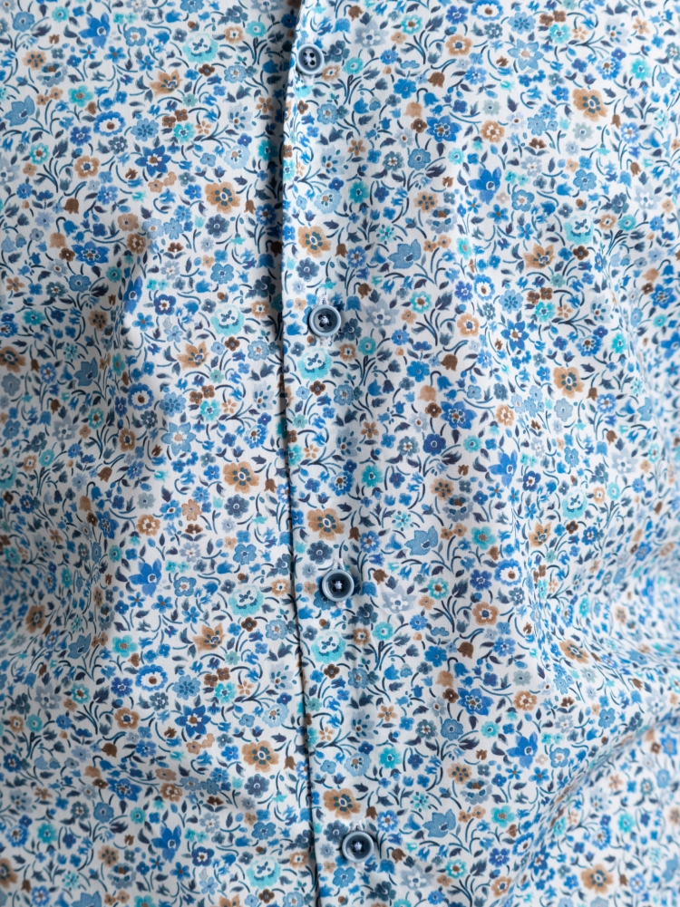 Camicia uomo floreale azzurra con collo semi francese