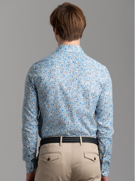 Camicia uomo floreale azzurra con collo semi francese