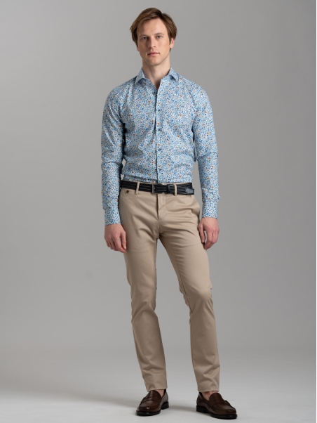 Camicia uomo floreale azzurra con collo semi francese