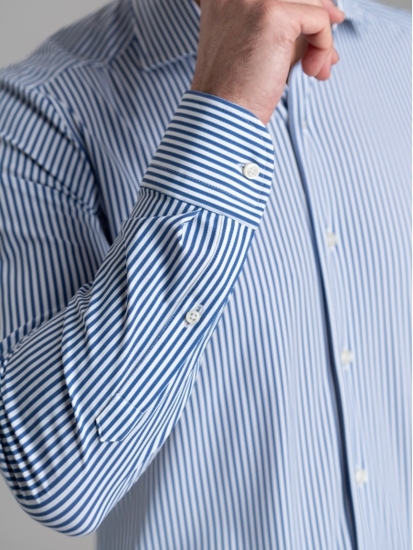 Camicia uomo TECNO rigata blu e bianca con collo semi francese