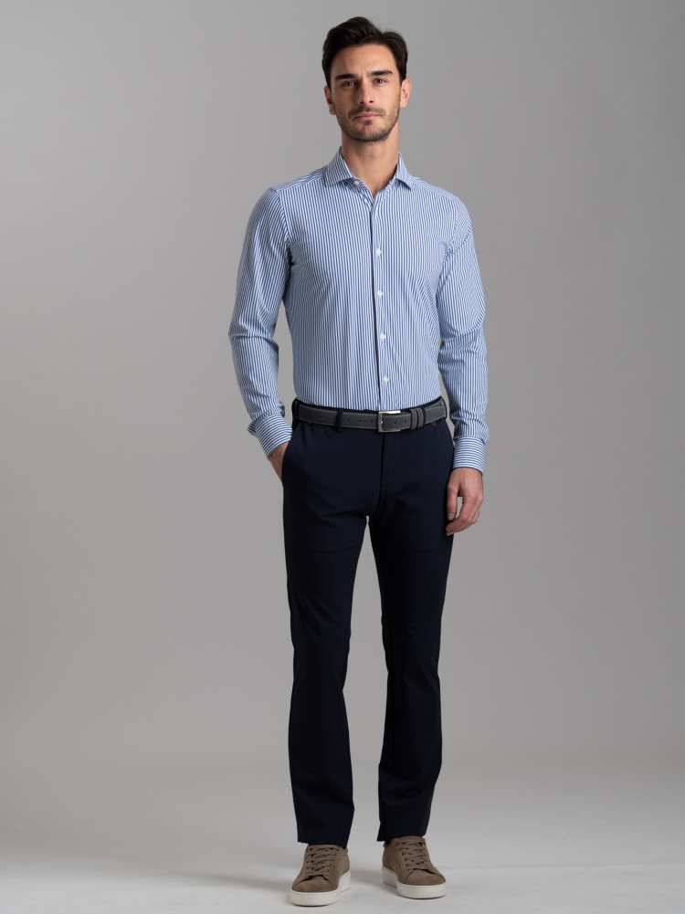 Camisa de hombre TECNO a rayas azules y blancas con cuello semifrancés