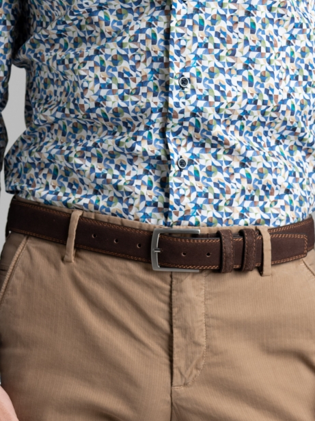 Cinturón masculino de ante con doble costura 2