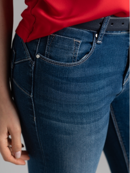 Jeans donna cinque tasche a sigaretta lavaggio medio