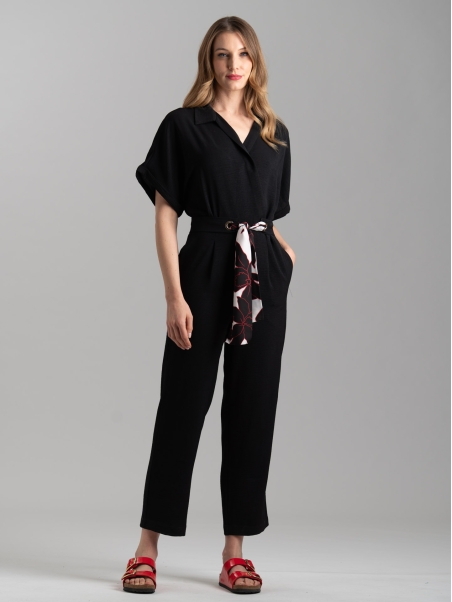 Chándal negro de mujer con mangas kimono