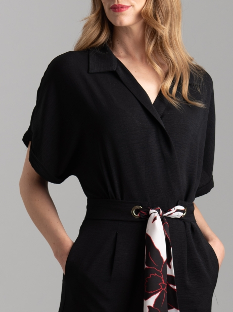 Chándal negro de mujer con mangas kimono 2