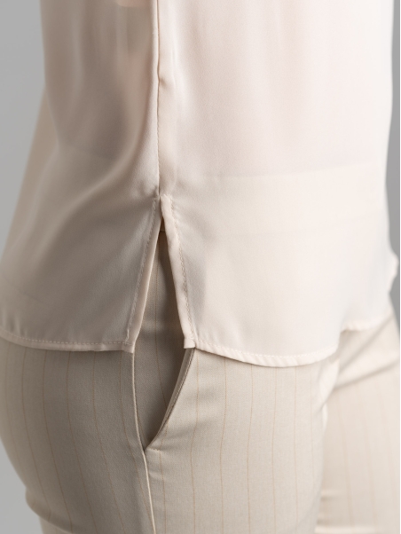 Camicia blusa donna con scollo a V a mezza manica