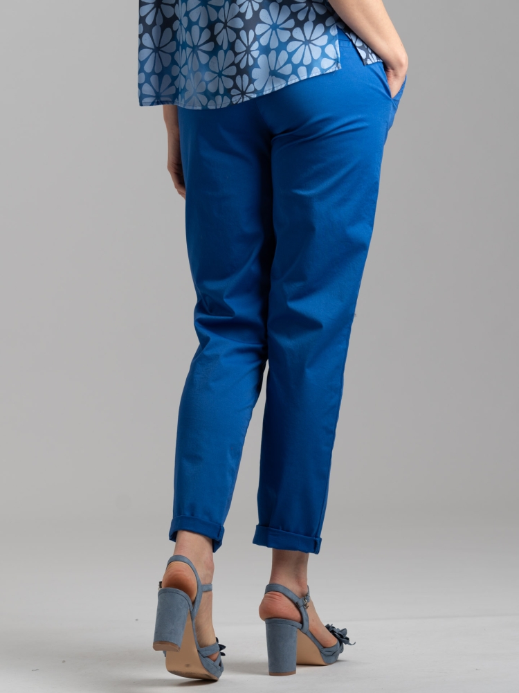 Pantalone donna chino in raso di cotone stretch tinto capo