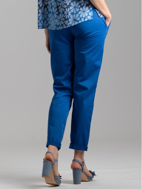 Pantalone donna chino in raso di cotone stretch tinto capo