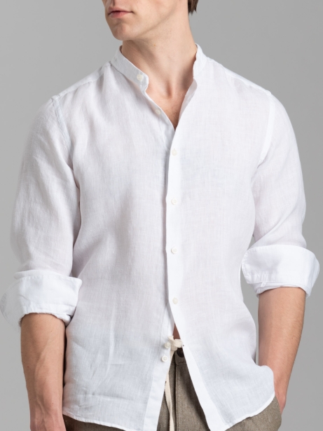 Camicia uomo bianca di lino con collo alla coreana
