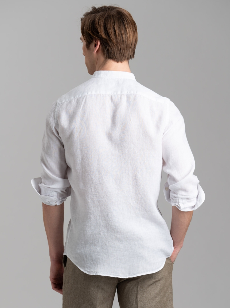 Camicia uomo bianca di lino con collo alla coreana