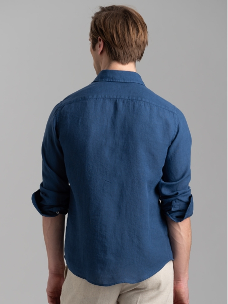Camicia uomo in lino blu chiaro con collo semi francese