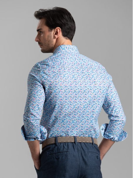 Camicia uomo a pois effetto acquerello con collo button down