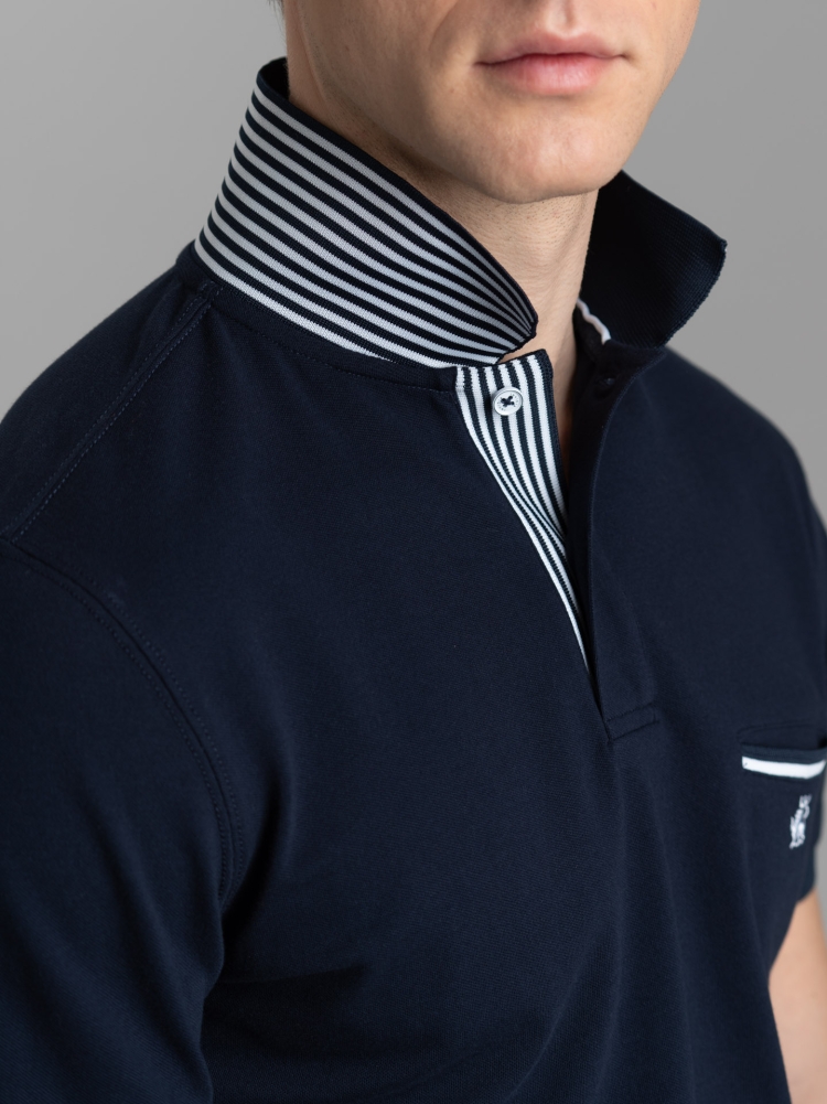 Polo uomo mezza manica con micro righe e taschino
