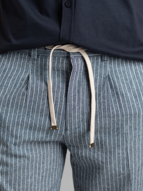 Bermuda uomo rigato blu navy in lino con coulisse 2