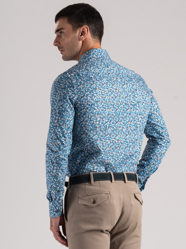 Camisa de hombre con estampado geométrico multicolor