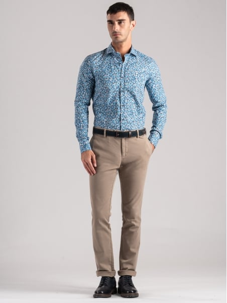Camisa de hombre con estampado geométrico multicolor