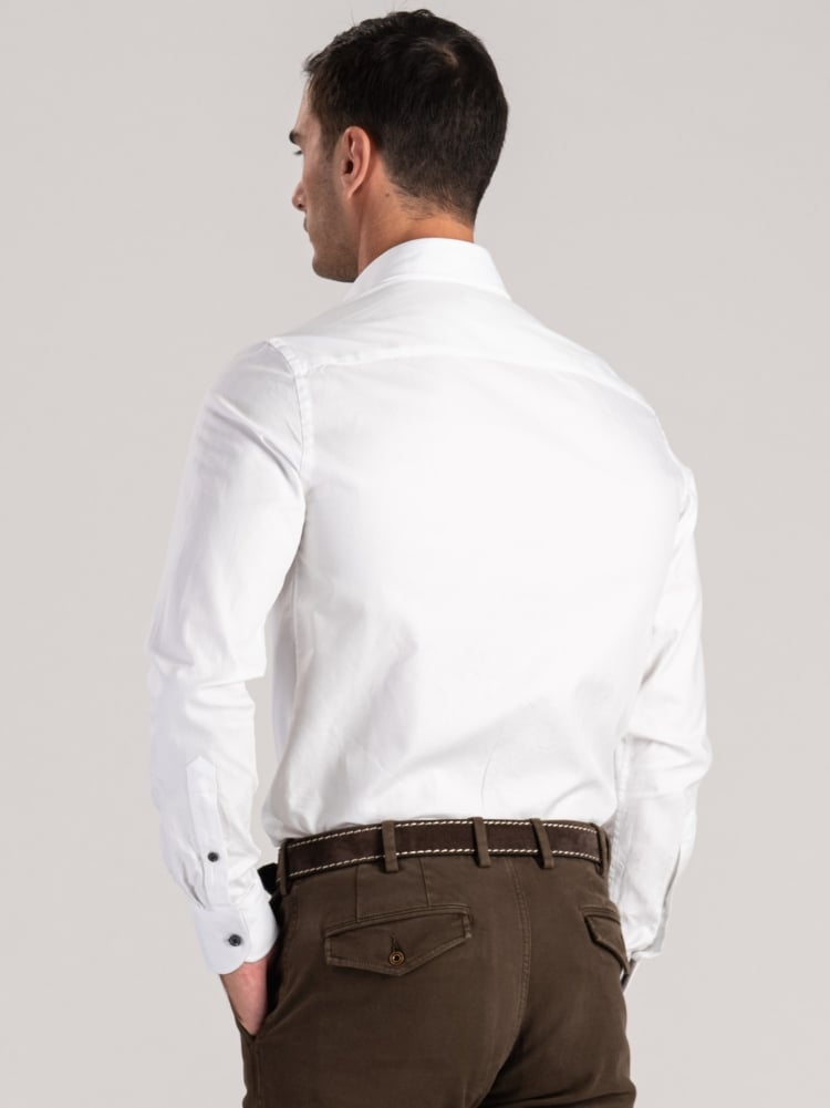 Camisa azul de espiga para hombre con cuello semidesplegado