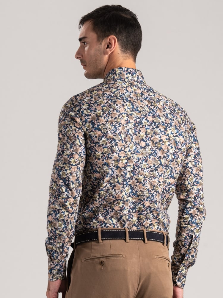Camisa floral azul verdoso de hombre con cuello abotonado