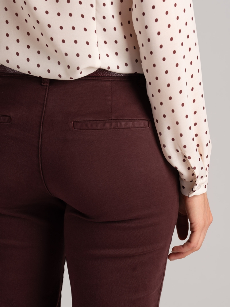 Pantalón chino de mujer en gabardina de algodón de tacto cálido
