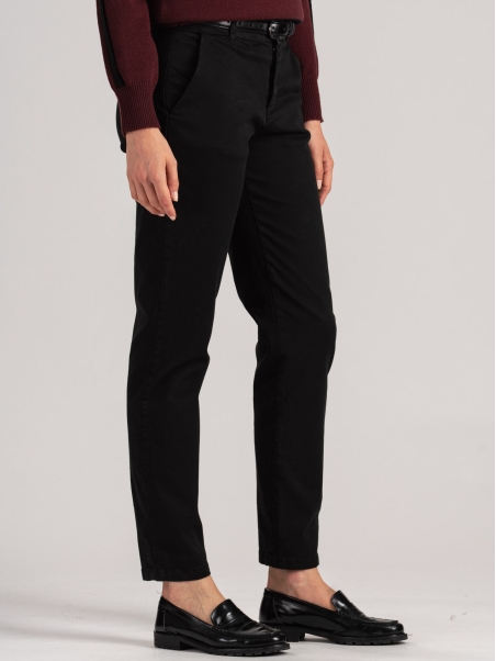 Pantalón chino de mujer en gabardina de algodón de tacto cálido