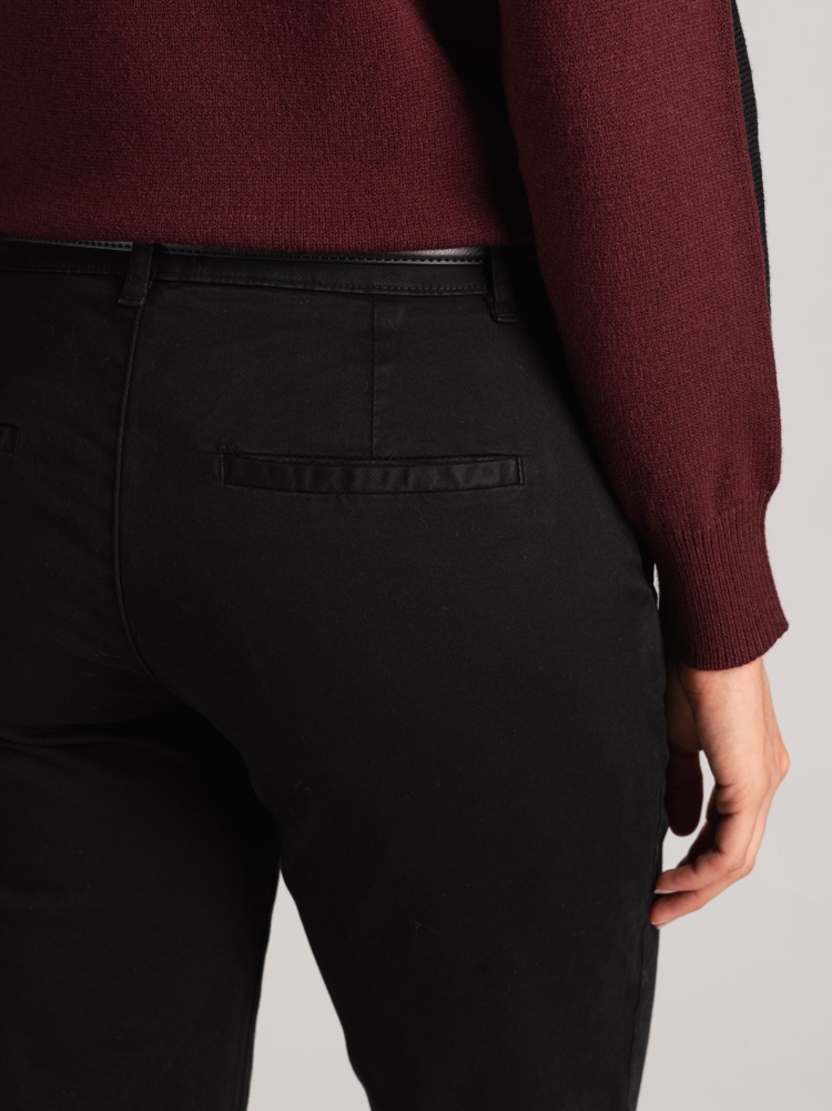 Pantalón chino de mujer en gabardina de algodón de tacto cálido