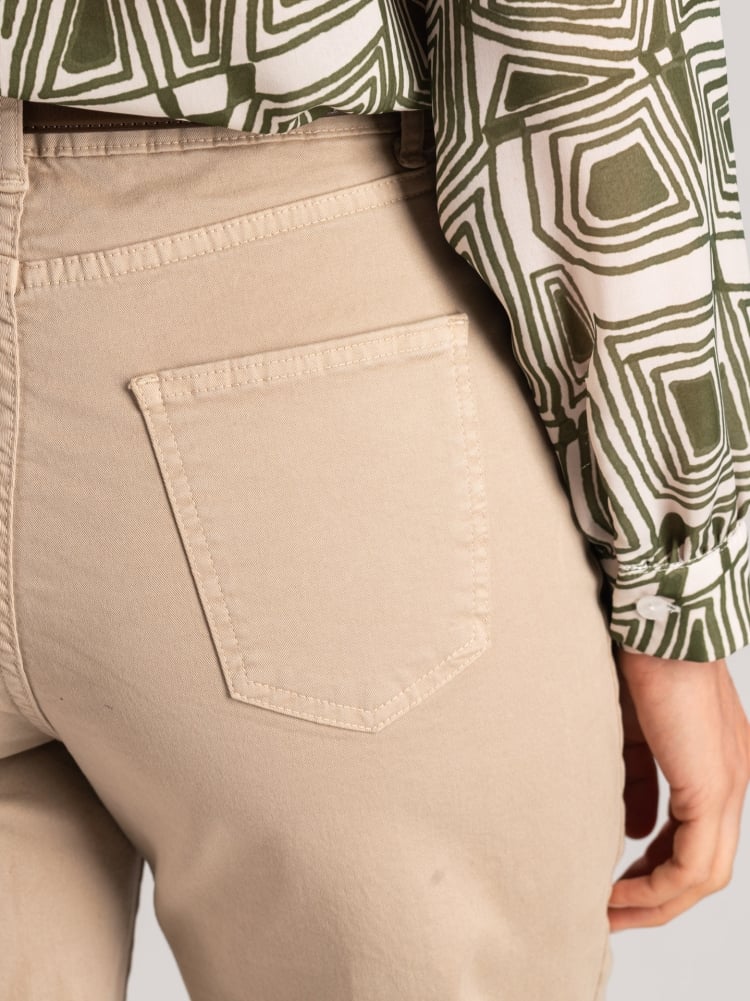 Pantalones anchos de mujer teñidos en prenda