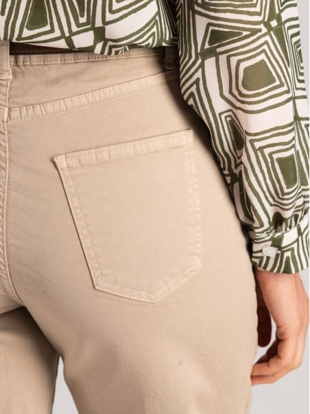 Pantalones anchos de mujer teñidos en prenda