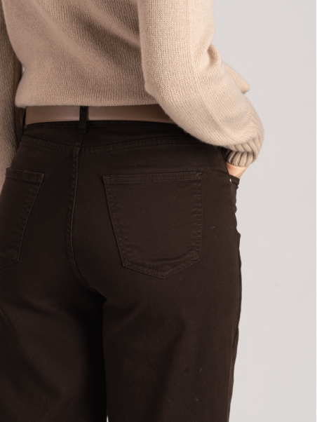 Pantalones anchos de mujer teñidos en prenda