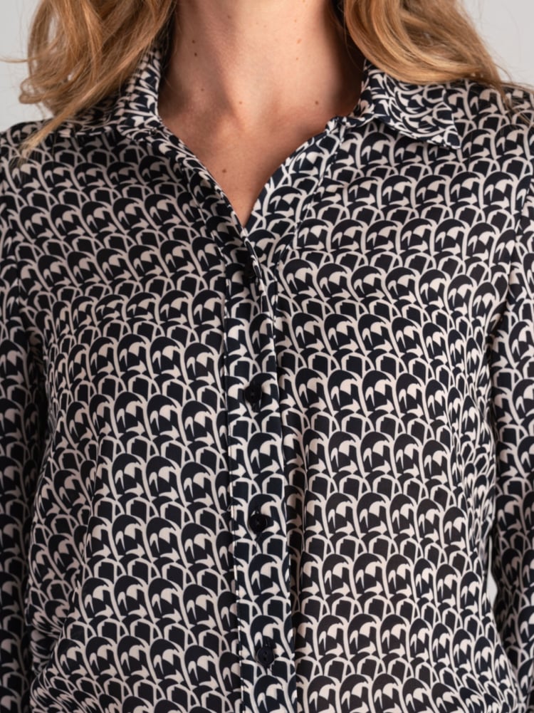 Camicia donna stampata geometrica in doppia georgette