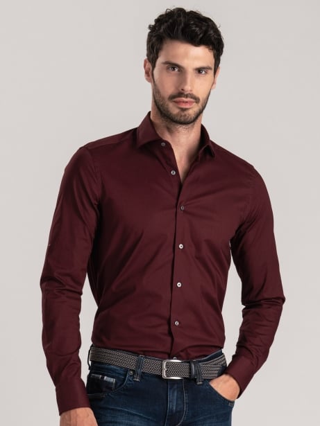 Camisa de popelina stretch burdeos para hombre