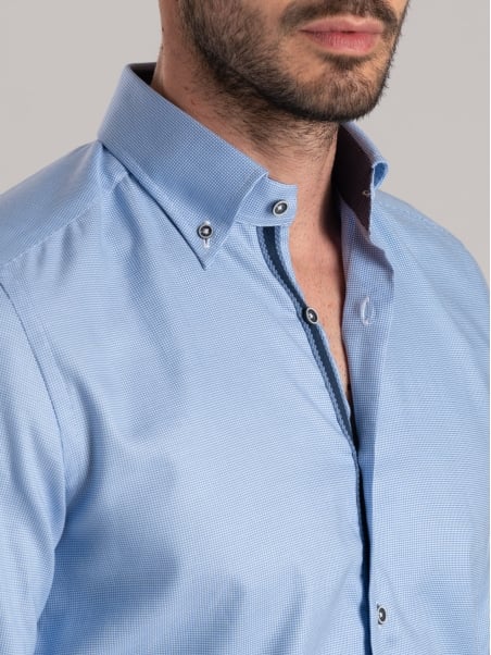 Camisa abotonada microarmada azul claro para hombre