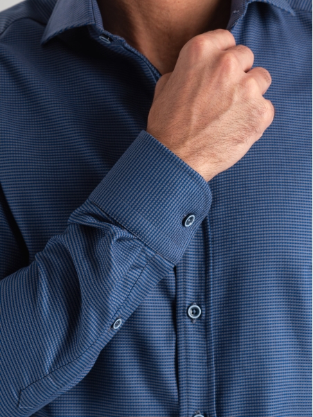 Camisa azul y gris microarmada para hombre