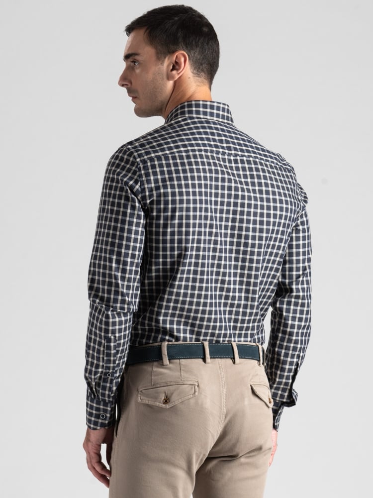 Camicia uomo a quadri con dettagli in tessuto spina pesce