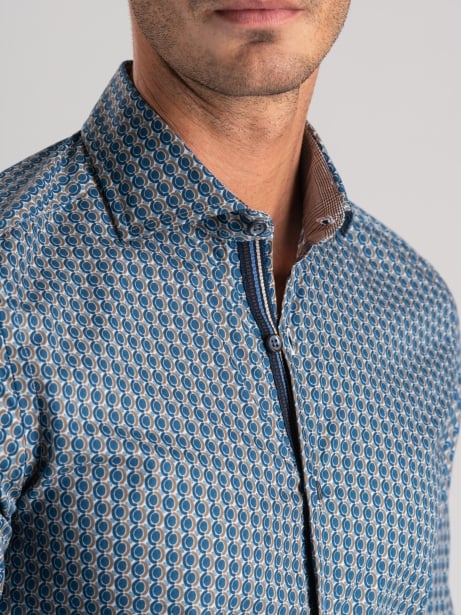 Camisa de hombre geométrica marfil y azul oscuro 2