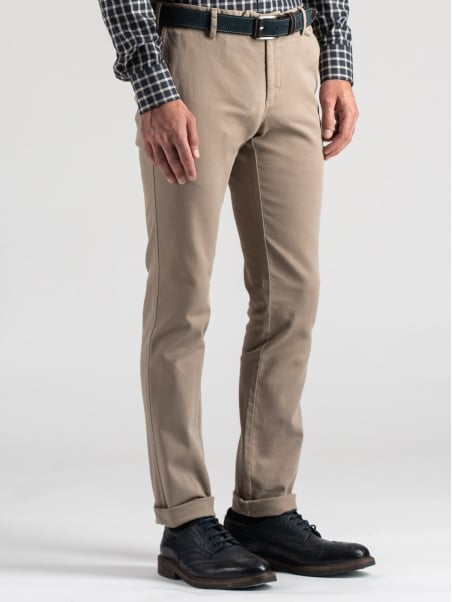 Pantalón chino de gabardina para hombre con bolsillos de ala