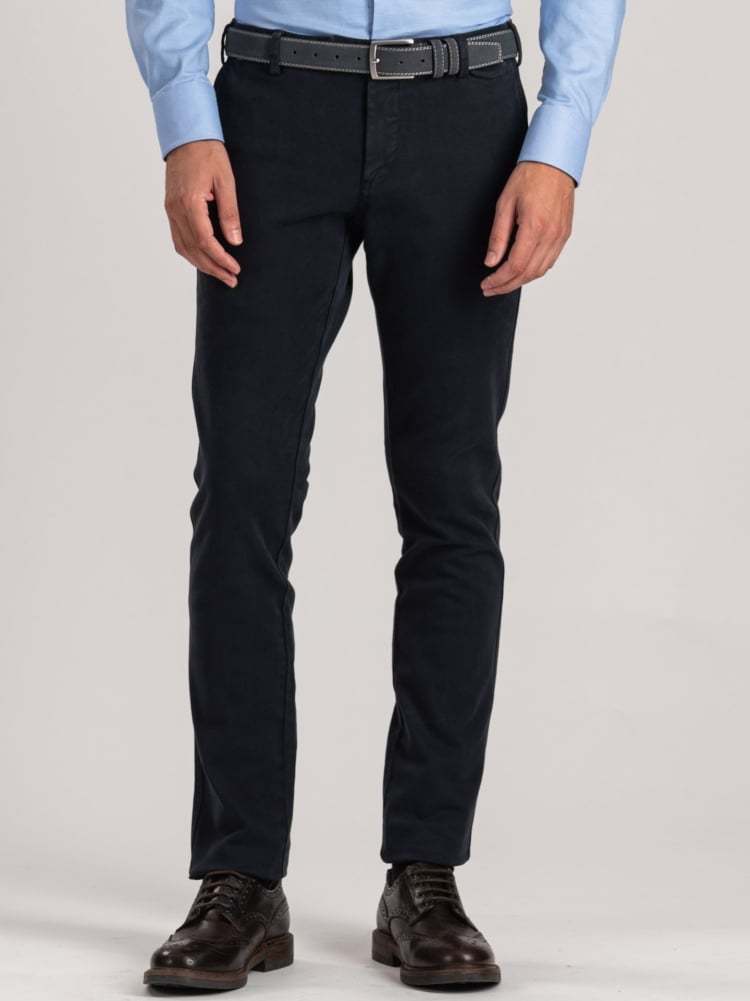 Pantalón chino de gabardina para hombre con bolsillos de ala