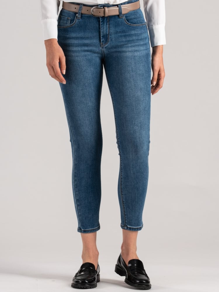 Jeans donna cinque tasche lavaggio medio