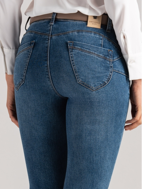 Vaqueros de cinco bolsillos para mujer lavado medio
