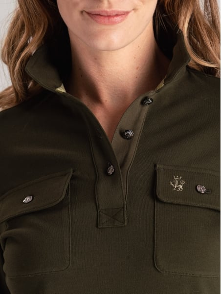 Polo de piqué de algodón para mujer con bolsillos de parche