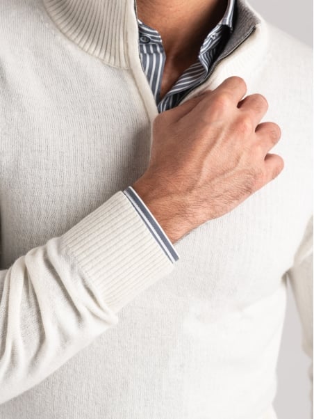Jersey de hombre con media cremallera en mezcla de cachemira con contrastes