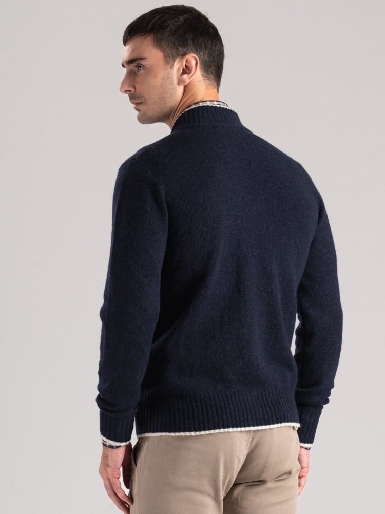 Chaqueta de hombre con cremallera entera y contrastes