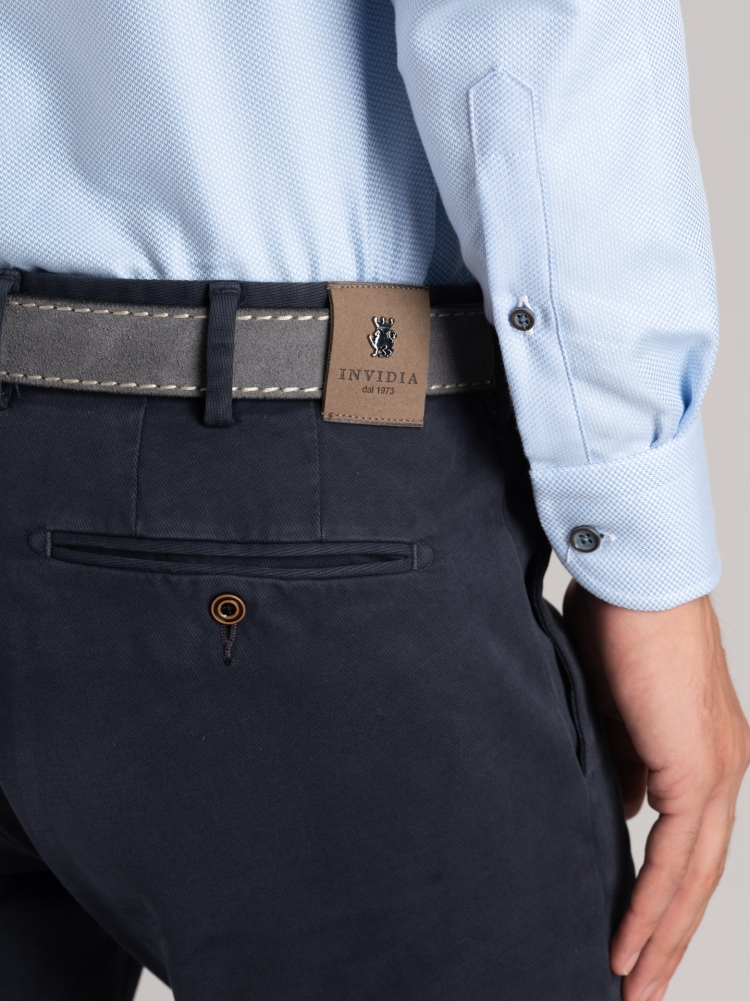 Pantalones chinos de hombre en tricotina mano caliente