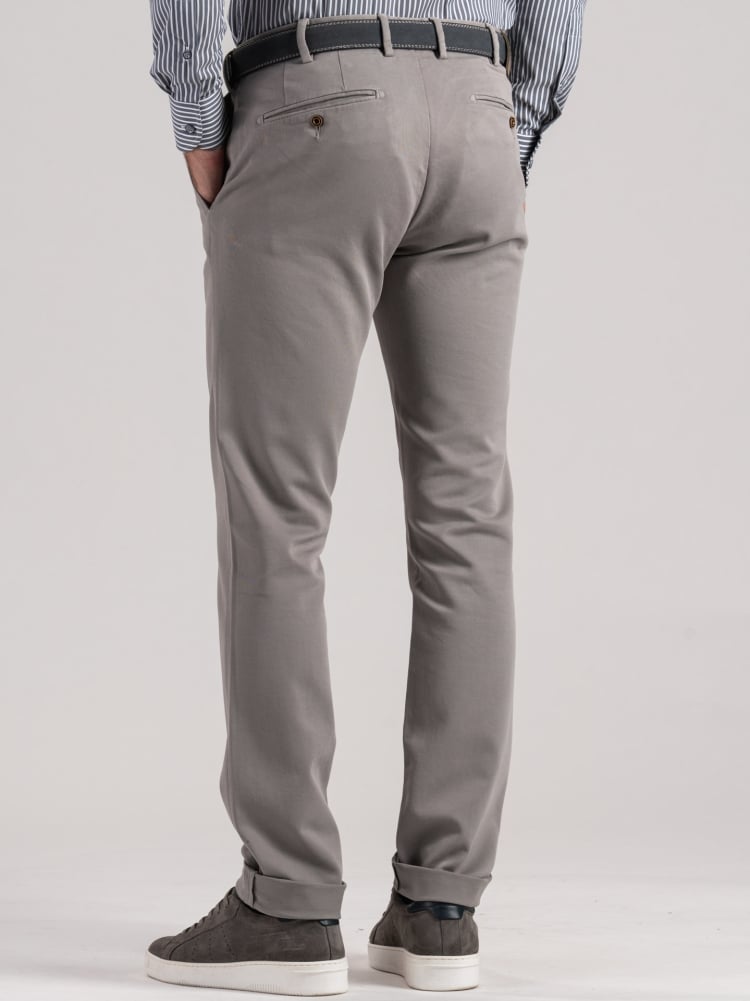 Pantalone uomo chino in tricotina mano calda