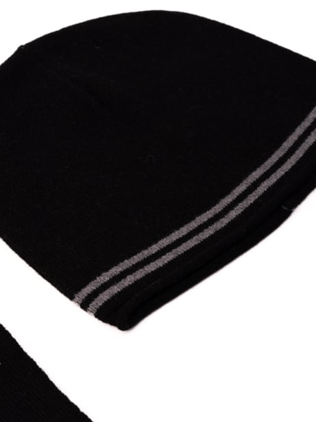 Cappello uomo in maglia...