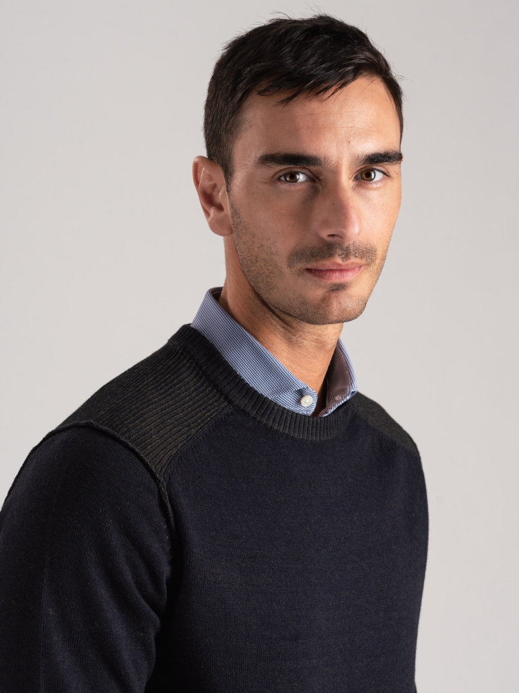 Jersey Vanisè de cuello redondo en mezcla de lana para hombre